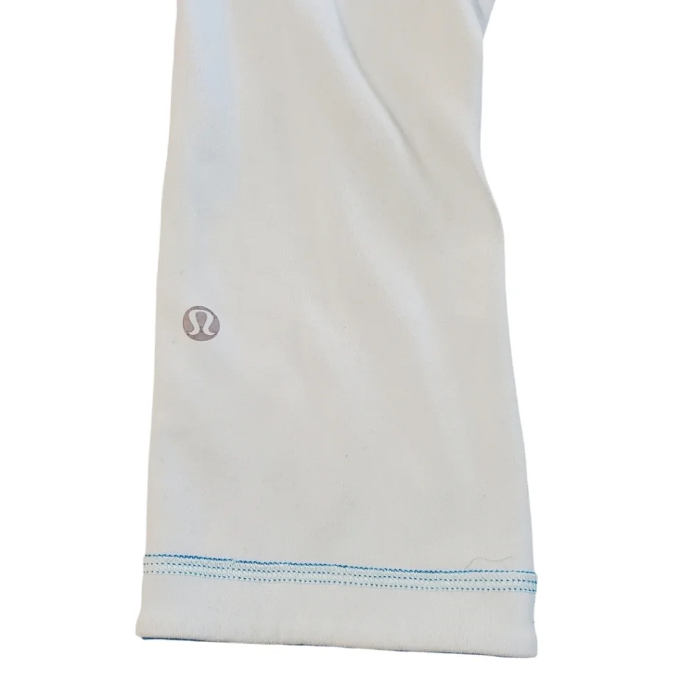 Lululemon Women's Wunder Under Reversible Blue/Aquamarine Crop Leggings‎ Size 4
